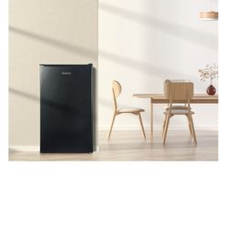 Mini Fridge With Freezer 