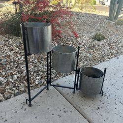 Metal Plant Stand / Patio Decor Stand And Pots 