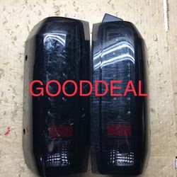 *SCRATCHED* #OT112 FIT 90-1997 Ford F-150 / F-250 / F-350 / Bronco Smoked Black LED Tail Light Taillights Pair Set