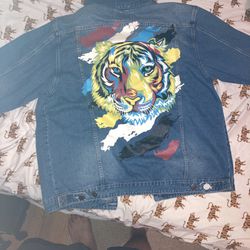 Victorious Men's Casual Distressed Colorful Painted Tiger Denim Jean Jacket