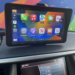 7” Screen Portable CarPlay & Android Auto