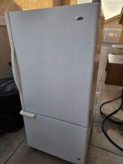 Amana Refrigerator
