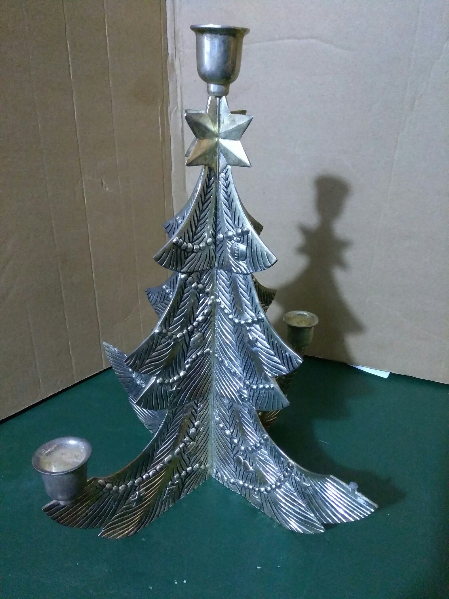 VINTAGE CHRISTMAS CANDLE HOLDER SILVER PLATED READ DETAILS