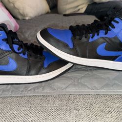 Air Jordan 1 Mid “Royal” 