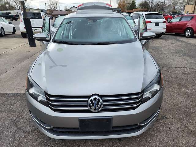 2012 Volkswagen Passat SE 2.5