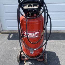 Husky Air Compressor 25 Gallon 5.2 HP 