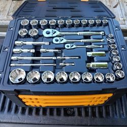 Gearwrench 239 PC. Sae/metric Standard And Deep Mechanics Tool Set. . 1/4 3/8 1/2 Inch