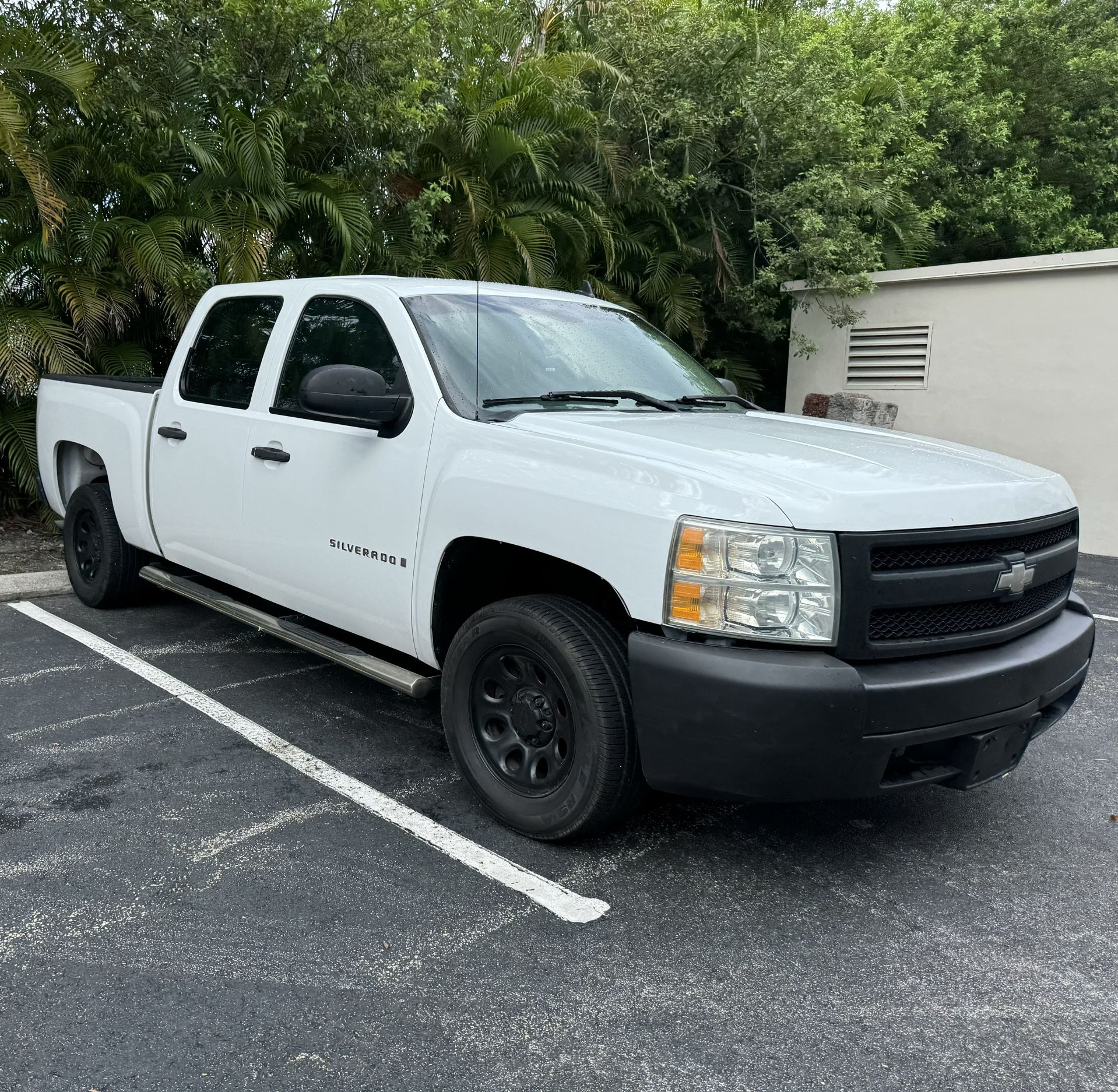 Chevy Silverado 1500 V8 2008 155,000 Miles