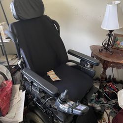 Quantum Electric Power Wheelchair