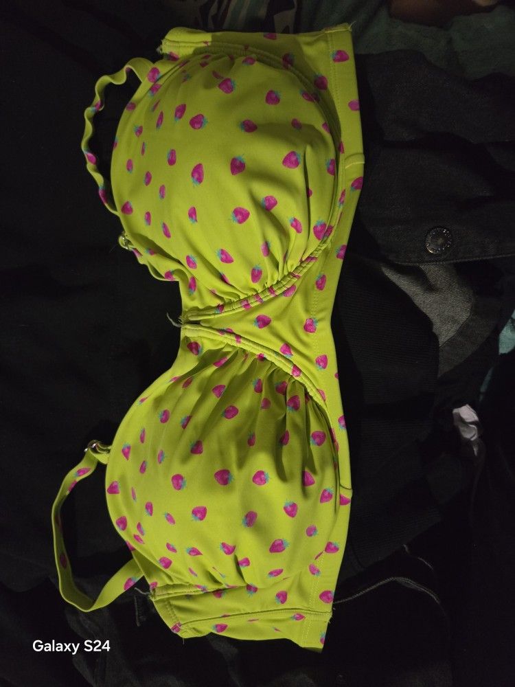 Bathing suit top