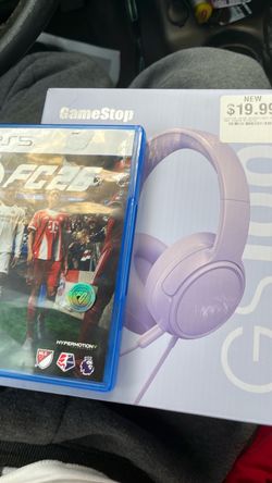 Brand new never used Ps5 headphones & FC26