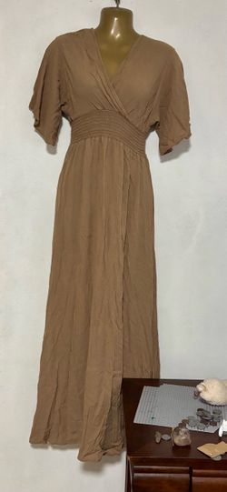 NWT V-neck smocked-waist maxi dress size small