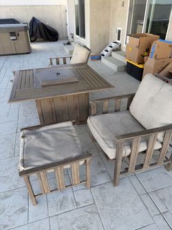 Patio furniture set