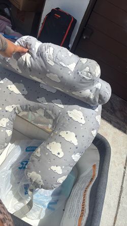 Breastfeeding pillow