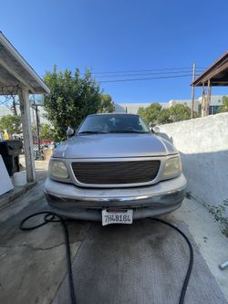 2003 Ford E-150