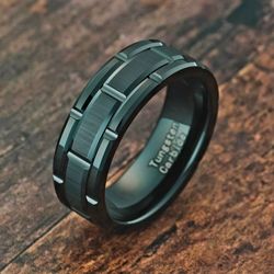Men's 8mm Tungsten Carbide Black Brick Pattern Comfort-Fit Engagement Wedding Band