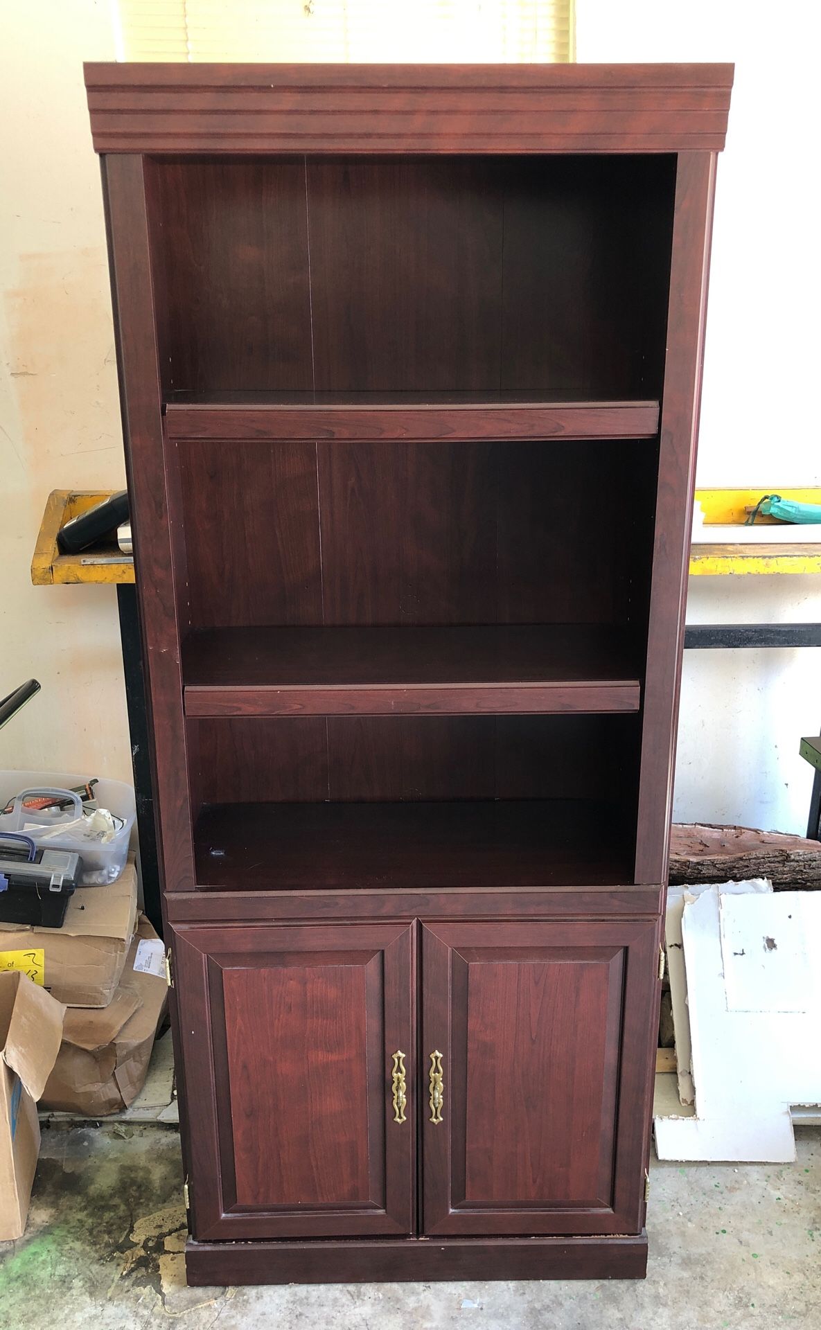 Book Shelf with Cabinet