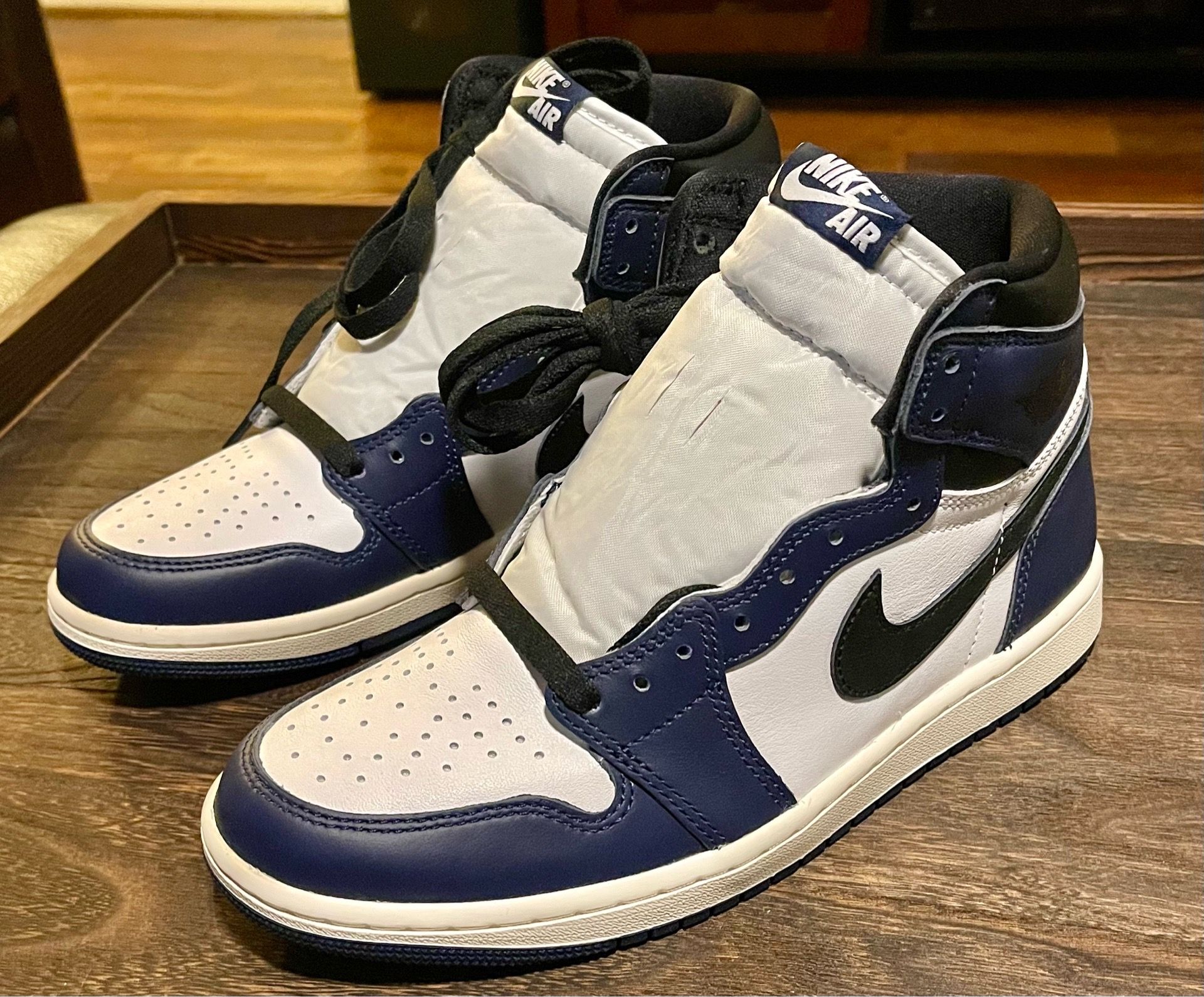 Brand New Nike Air Jordan 1 Retro High OG "Midnight Navy" sneakers.