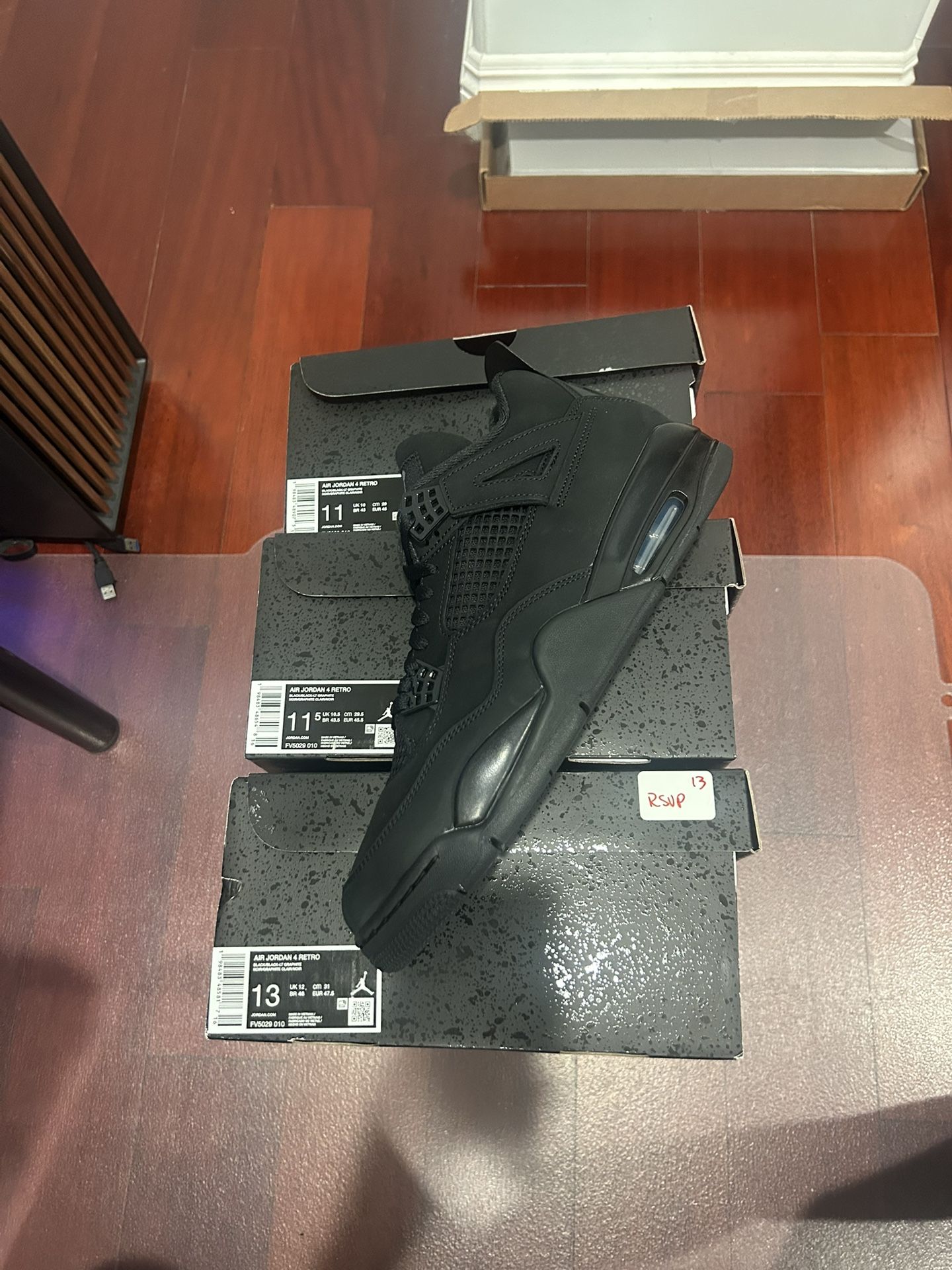 Air Jordan 4 Black Cat 2025 Size 10.5, 11, 11.5, 13