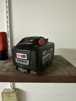 Milwaukee 12 Amp Battery