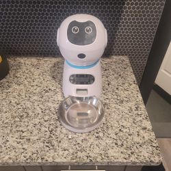 Automatic Pet Feeder
