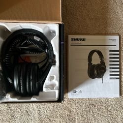 Shure SRH440 Studio Headphones