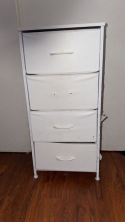 White frame (dresser, drawers)