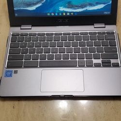 Asus chromebook like new. Great for class