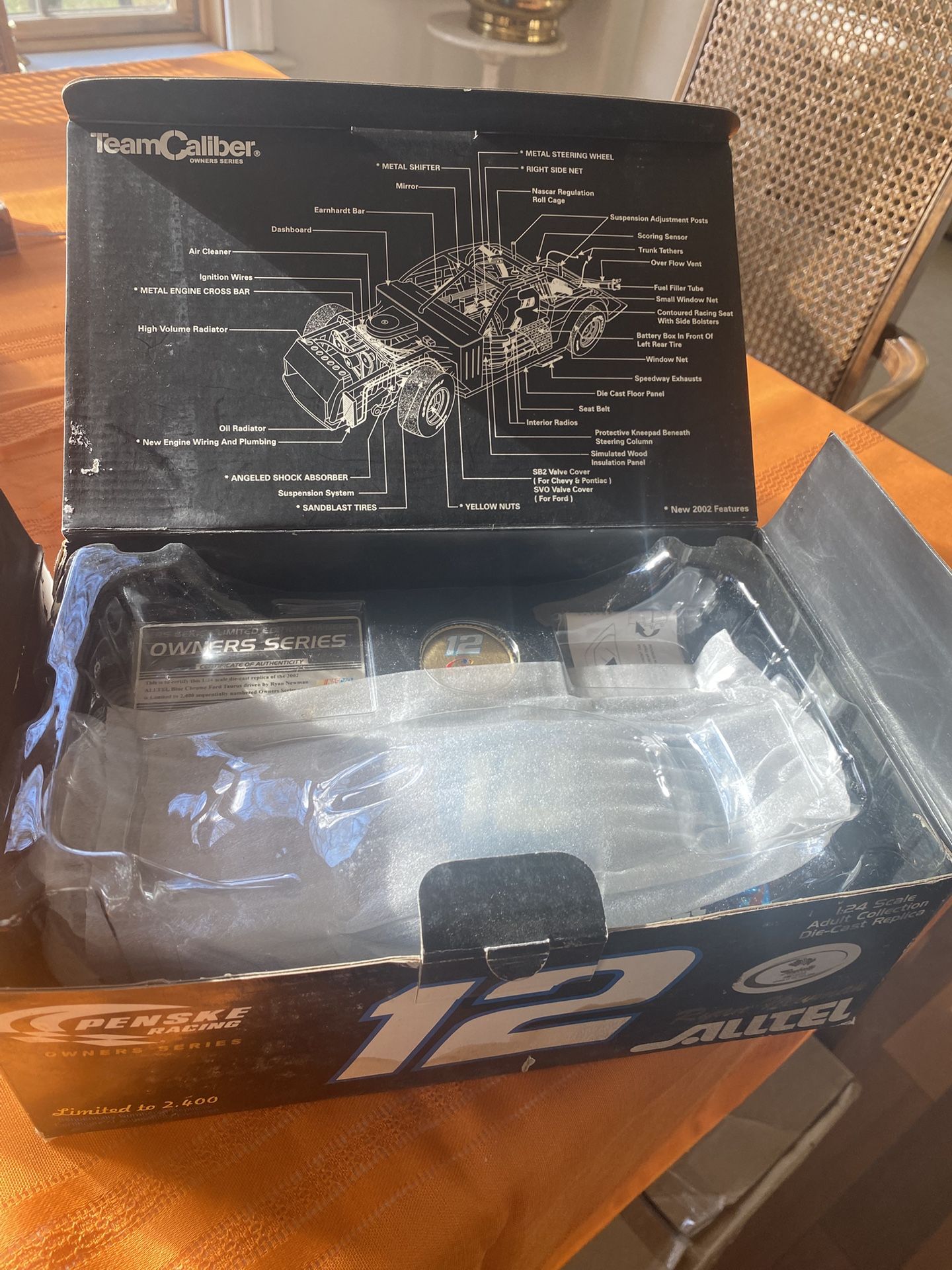 #12 Ryan Newman Penske Racing 2002 Alltel Blue Chrome Ford Taurus Diecast 1:24 Nascar