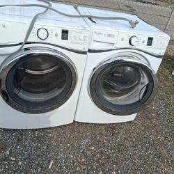 Whirlpool, duet washer and dryer steam set works.Good ninety day warranty