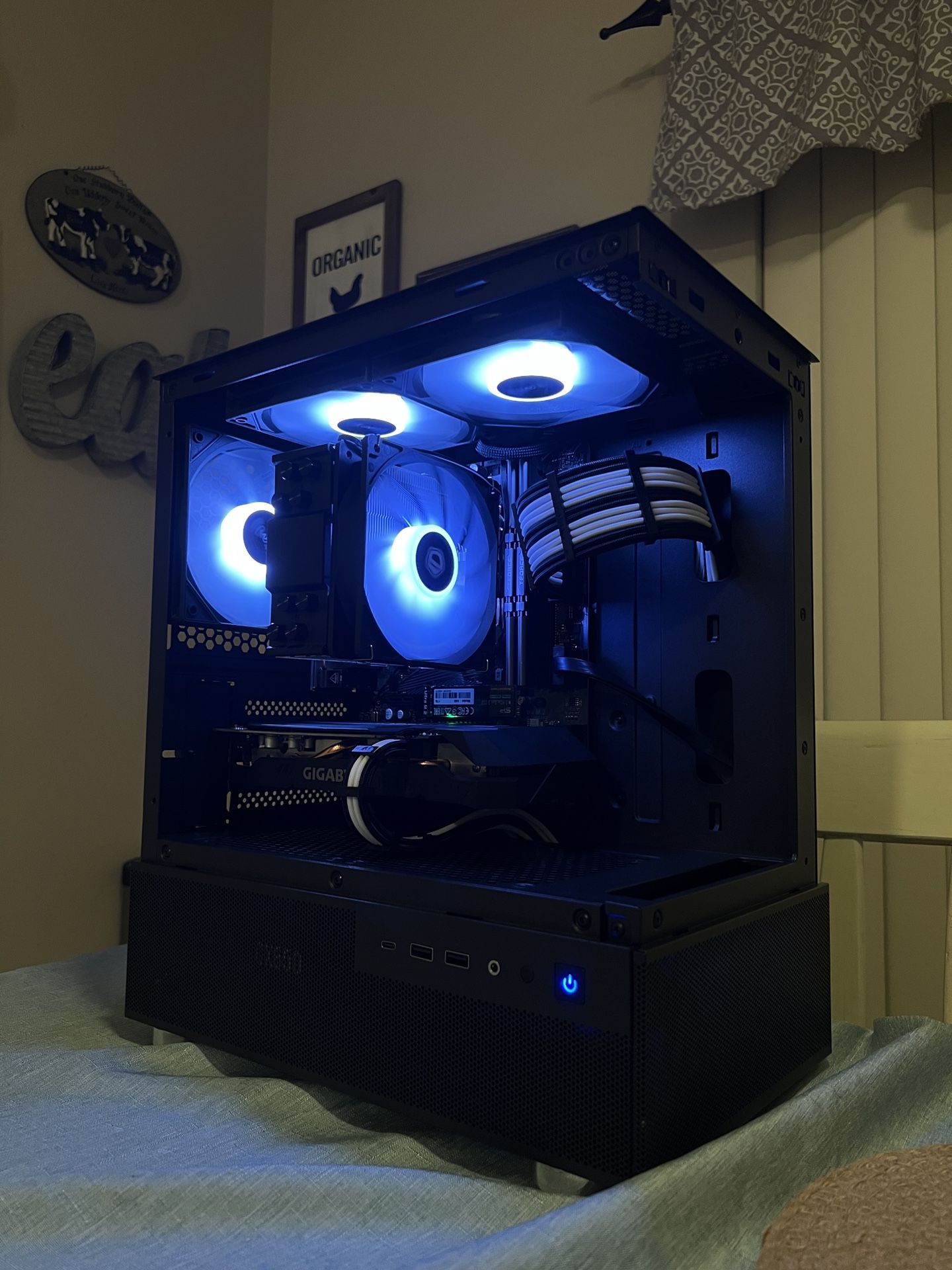 Gaming Pc Ryzen 3600 And 2060 RTX 2060 Ryzen 3600 Gaming PC Black