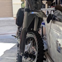 2022 GPX Moto FSE 300r