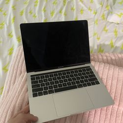 Macbook Pro 2018 intel Chip