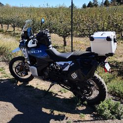 2023 Husqvarna Norden 901 Expedition