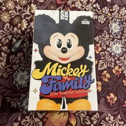 Mickey & Family 