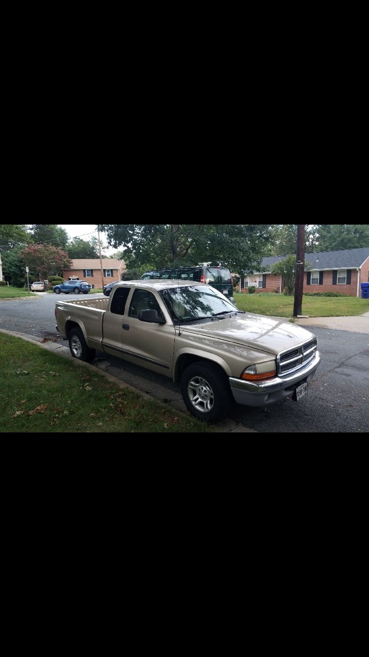 2004 Dodge Dakota