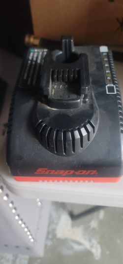 Snap On CTC420 Charger 