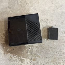 Xbox 360 E Console + 250GB Hard Drive (Update Error / For Parts or Repair)