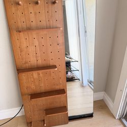 Wall mount mirror and organizer