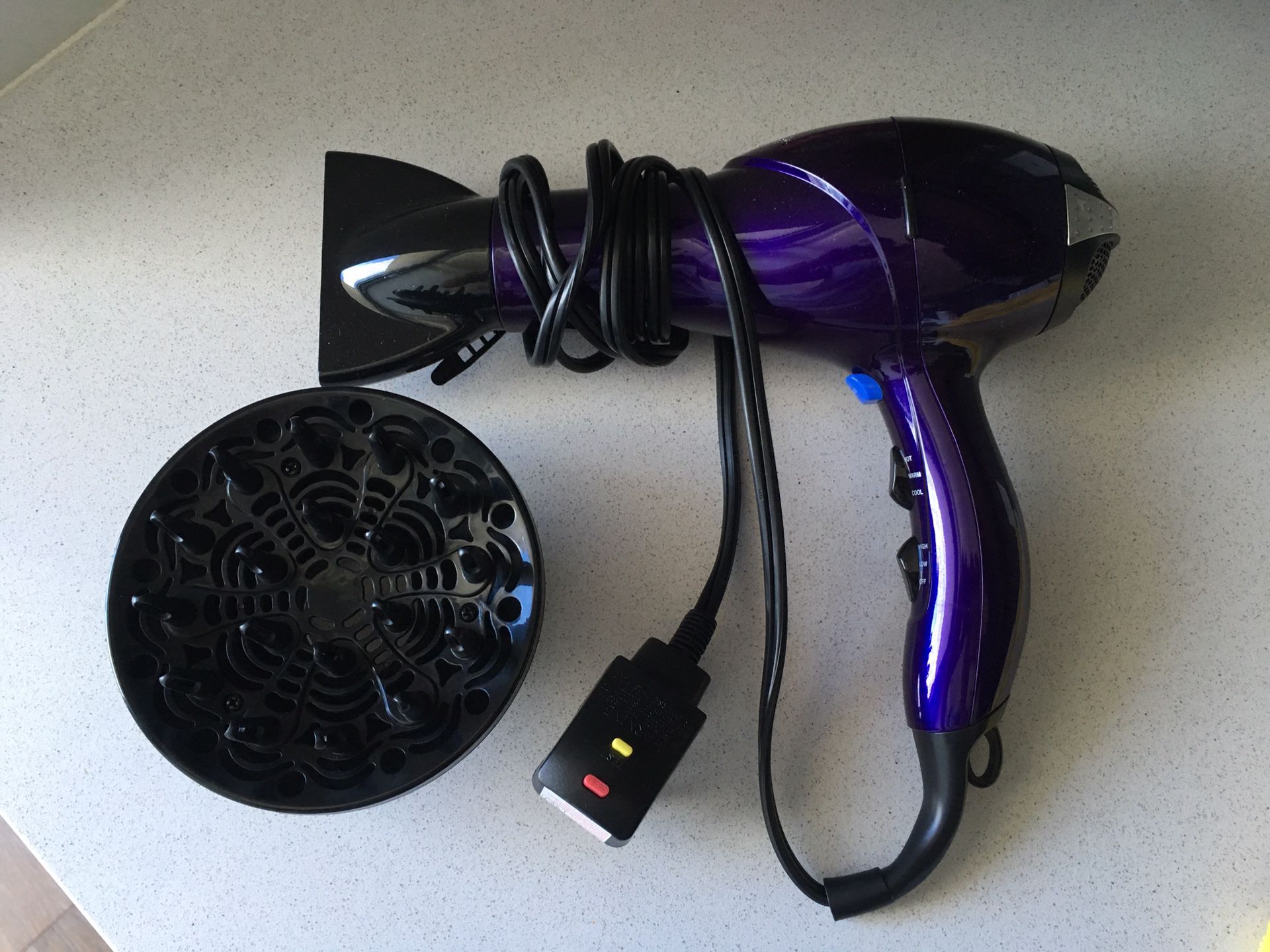 Like new hair dryer with attachments