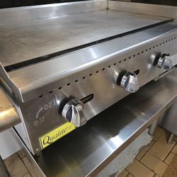 36 " gas flot top grill w/ table