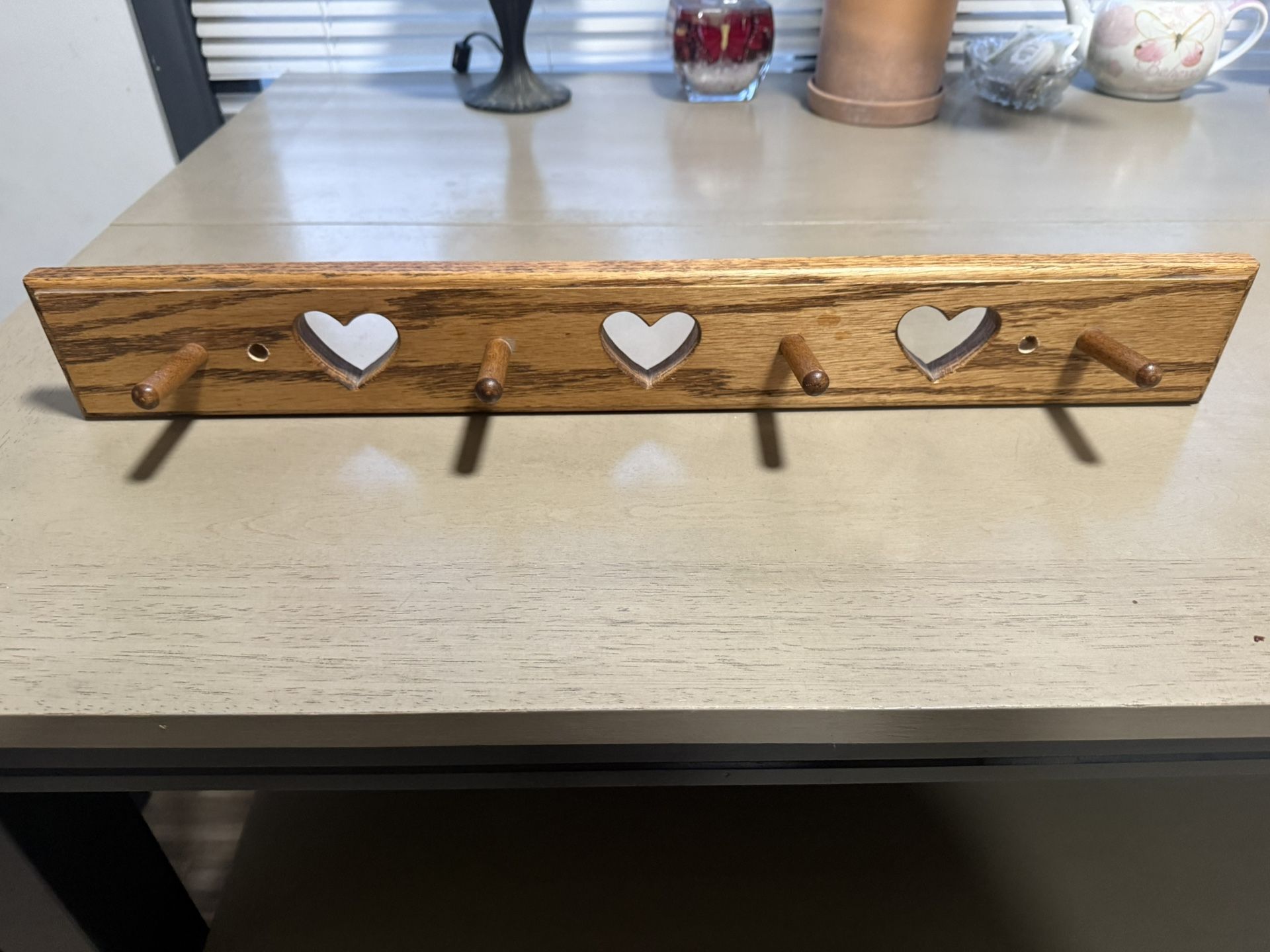 Vintage Wooden Heart Peg Shelf