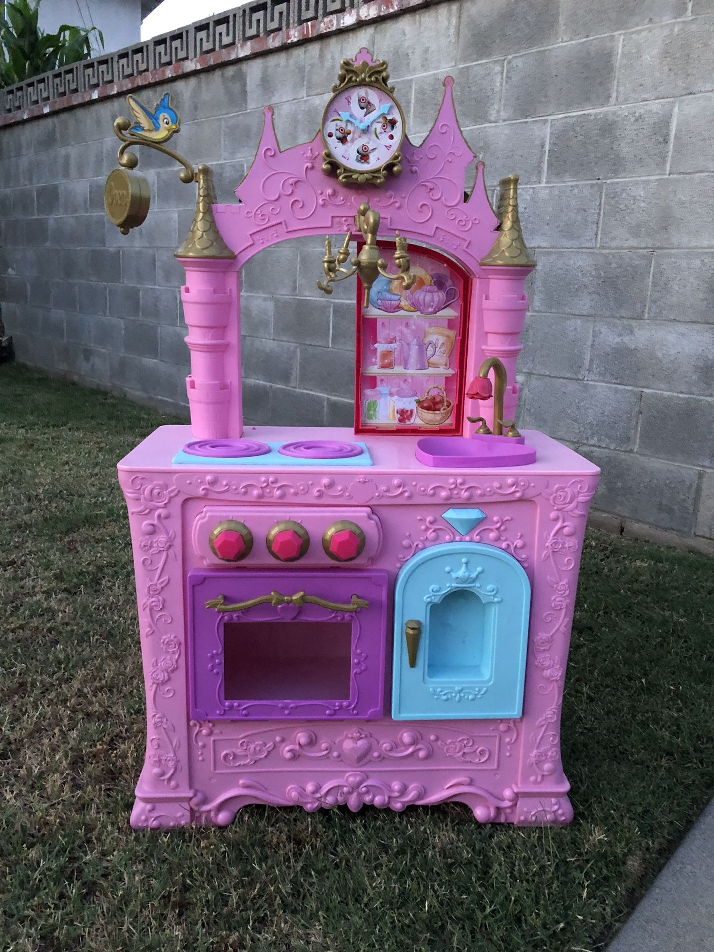 Disney Princess Kitchen & Cafe