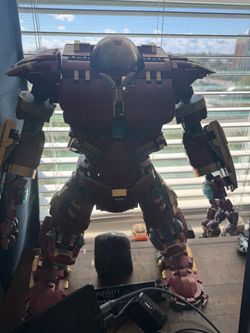 Lego Iron-man Hulkbuster