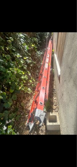 24 foot utility ladder