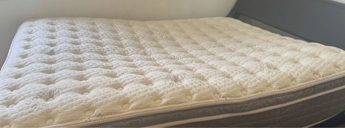 Queen bed