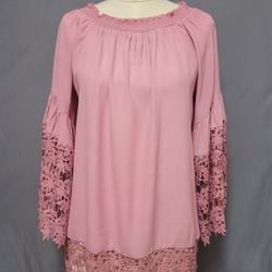 Collen Lopez Pink On Or Off-Shoulder Tunic Top with Lace Combo