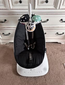 4 moms mamaroo swing