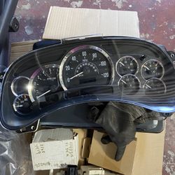 Chevy Cluster 03-05  Cluster Rebuilt With Trans Temp Gauge