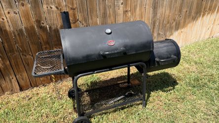 Char Griller Pit with cover